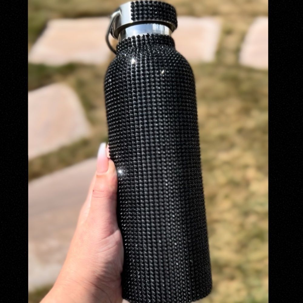 Black Rhinestone Water Bottle with Black Rhinestone and Detachable Silver Chain